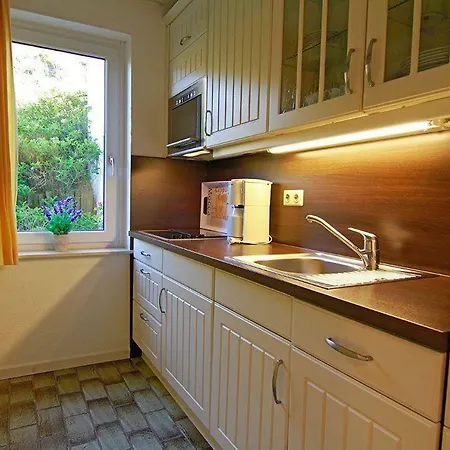 Delphin-nr-5 Apartment